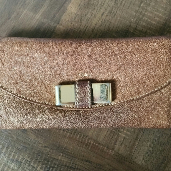 Chloe Wallet - Picture 2 of 14